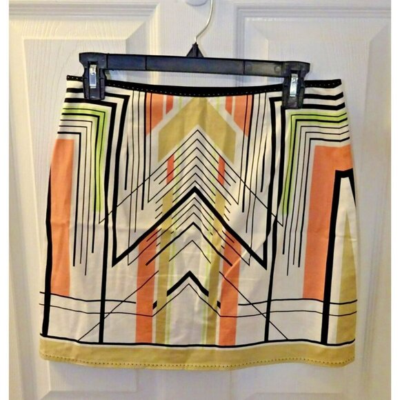 Pre-Loved Elie Tahari Size 2 Mini Retro Style Geometric Design Skirt - Picture 1 of 5